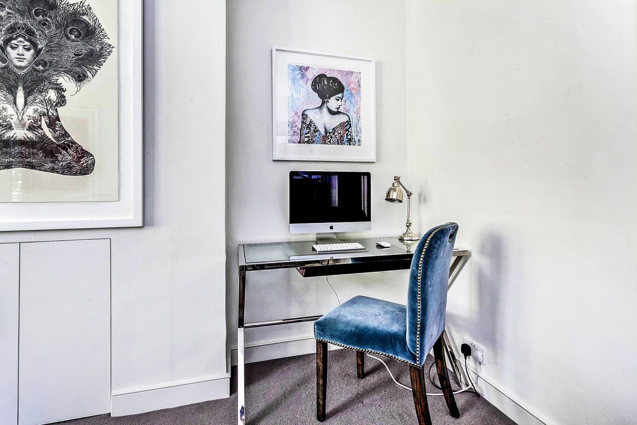 Elegant Shepherds Bush Home By Kensington Olympia By Underthedoormat London Exteriör bild